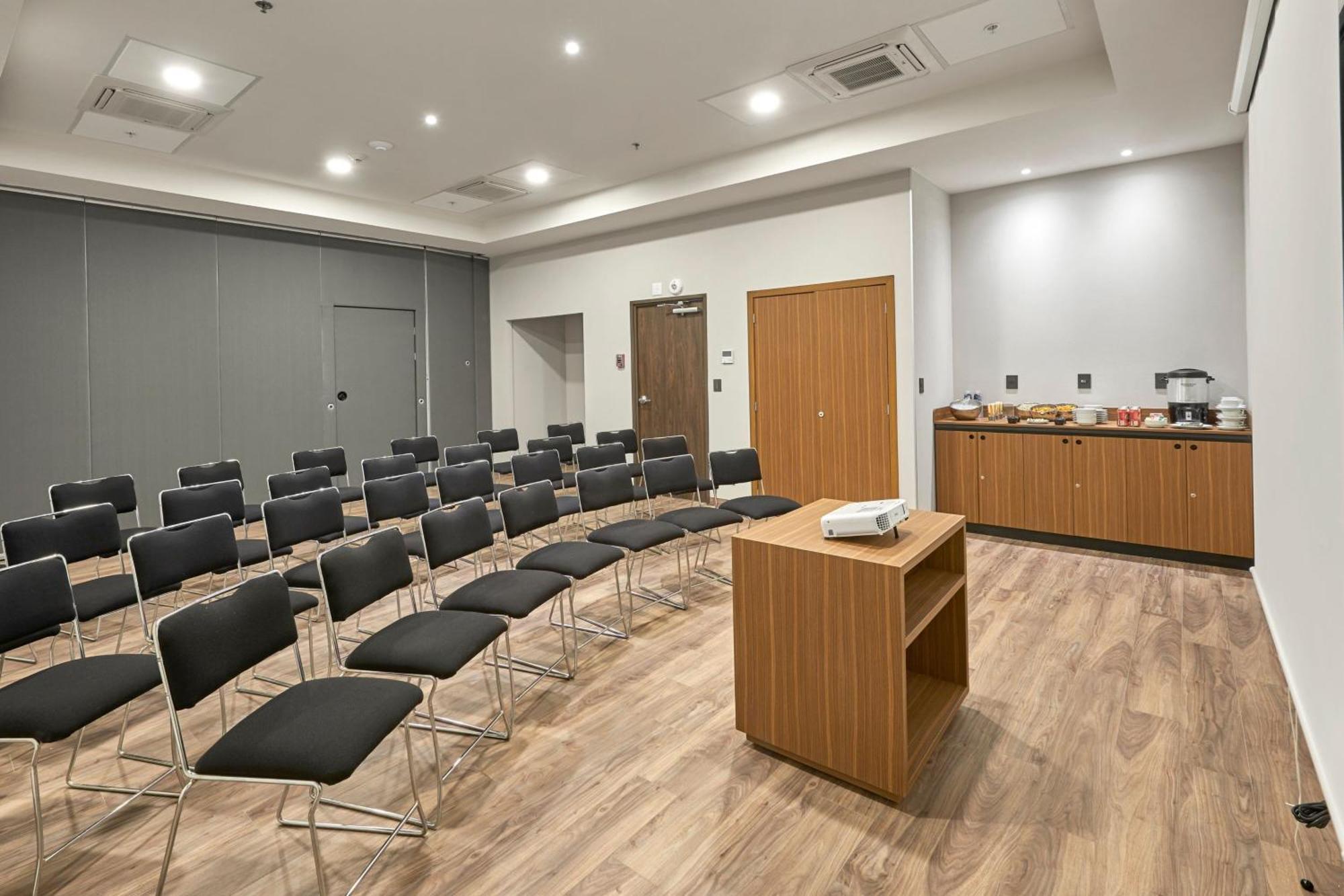 City Express Suites By Marriott Silao Aeropuerto Ngoại thất bức ảnh